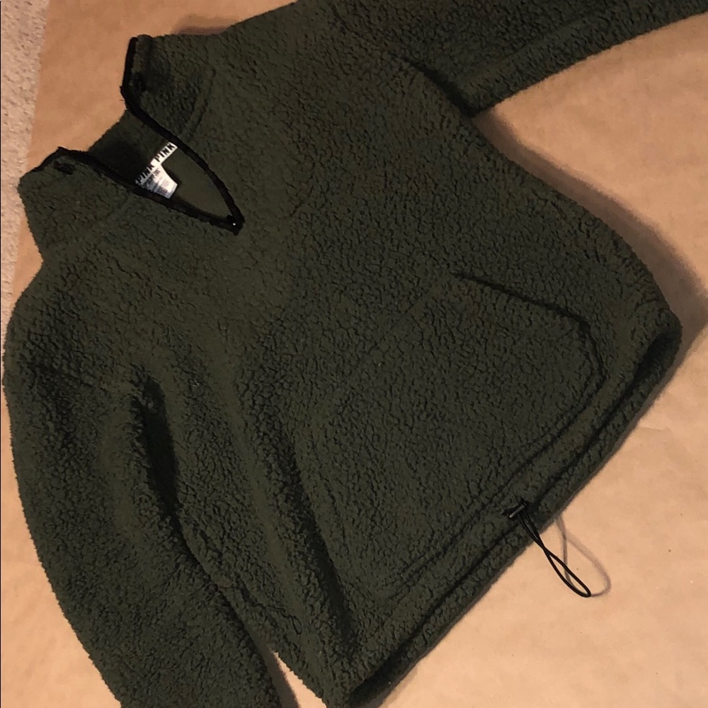 PINK HALF ZIP ARMY GREEN PULLOVER